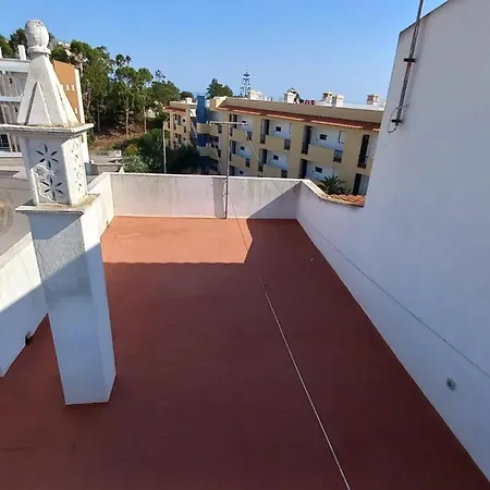 Um * Албуфейра